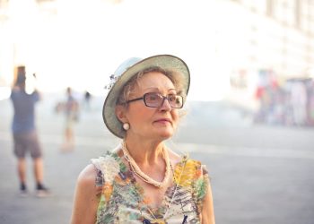 Senior Travel Tips for Keeping Your Belongings Safe